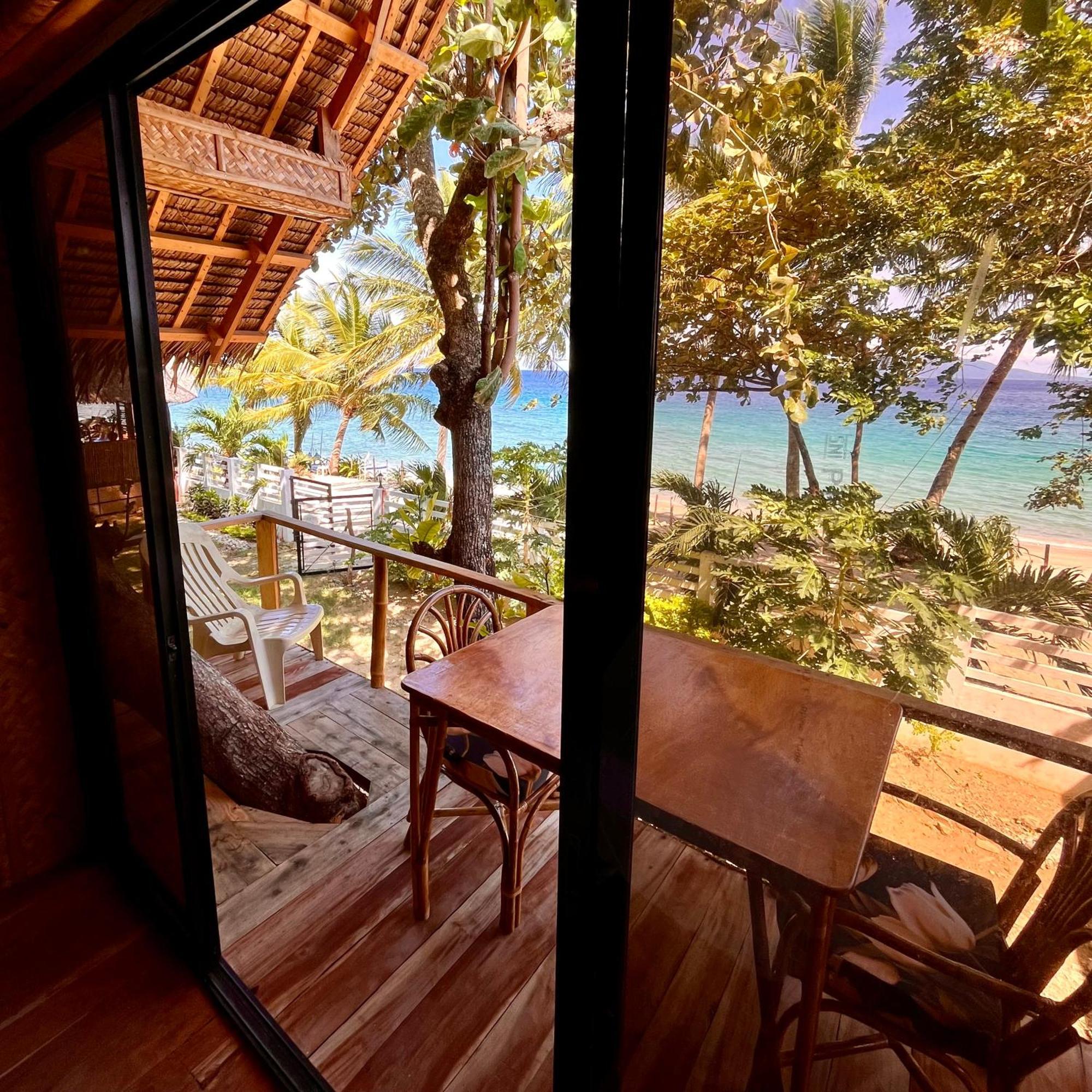 Amami Beachfront Villa With Private Beach Puerto Galera Exteriér fotografie
